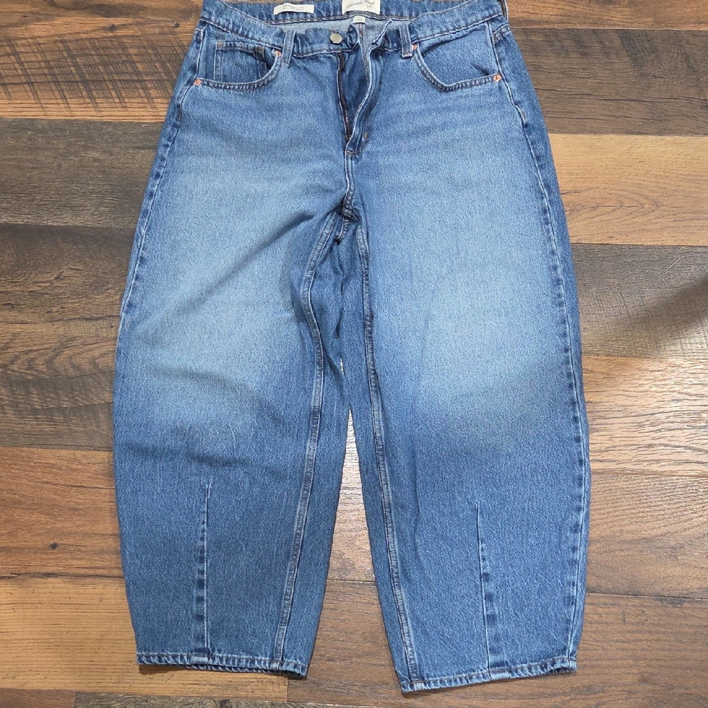 Universal Thread Blue Barrel Women's Jeans